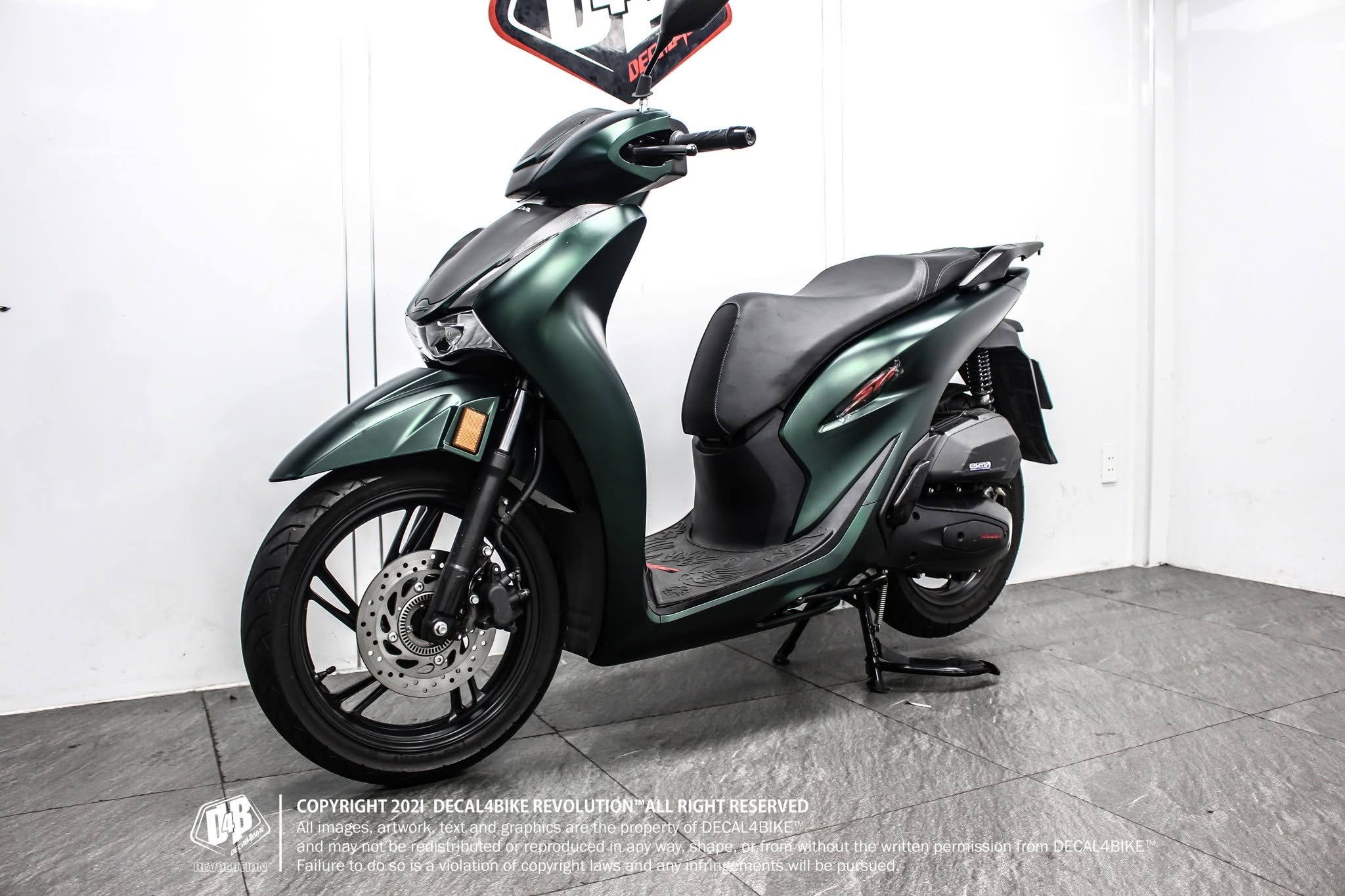 Honda Sh160i dán đổi màu Satin Royal Green - 1 Honda Sh160i dán đổi màu Satin Royal Green - Ảnh 1