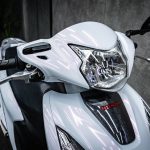 Honda Vision dán đổi màu trắng ngọc trai